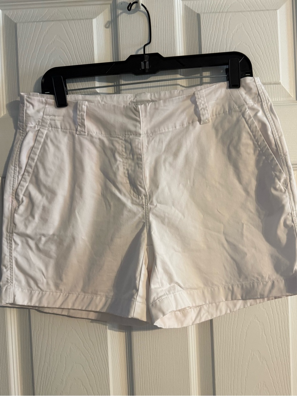 Vineyard Vines Women’s White Chino Shorts Size 8